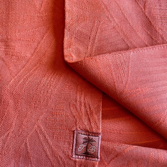 Tommy Bahama button down size Lg - Picture 3 of 3